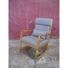 kursi malas ayun kerajinan kayu