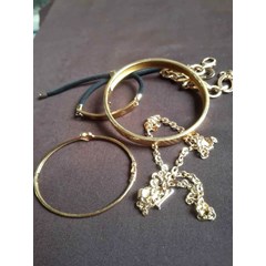emas tanpa sutar dari cincin, gelang, kaung rusak kami beli