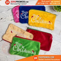 pouch custom bordir logo - souvenir kecil yang dampaknya besar