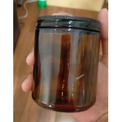 toples kaca berbagai ukuran dan tutup aluminium