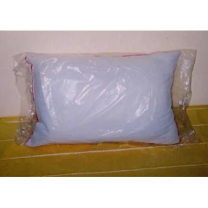 bantal tidur putih polos