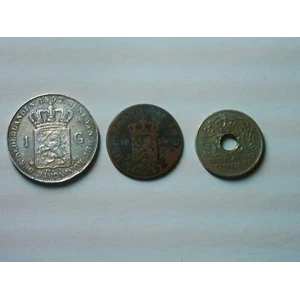koin 1/4 gulden tahun 1890, 1912, 1913, 1914, 1921, 1937, 1938, 1941.