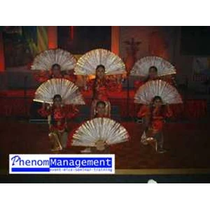 chinese dance ( fan dance)