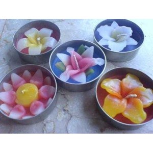 flower floating candle