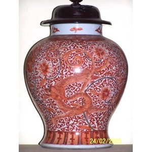 vase tutup imperial gambar naga sepasang warna merah dinasti ching periode kangsi 1662-1722 ( code: vt 100_0571 )