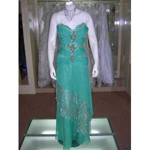 gaun hijau tosca
