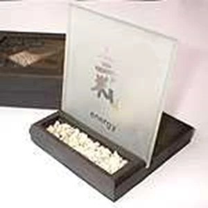 enlightened display tealight holder ( edth)