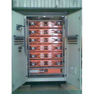 panel listrik kapasitor