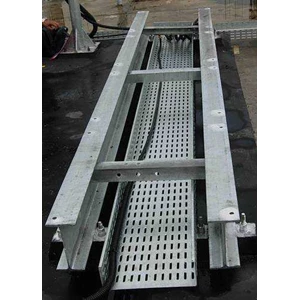 tray siku + tiang support cable tray