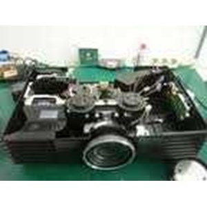 service projector. . . projector bintik-bintik