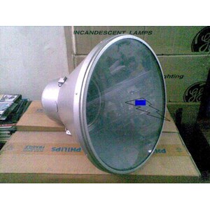 kap corong lampu sorot