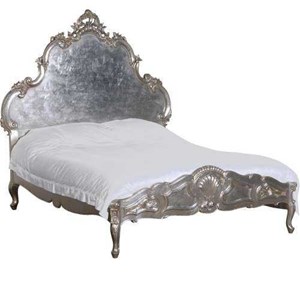 jepara furniture mebel dipan tempat tidur dengan ukiran dan warna silver leaf yang bernilai mahaldari cv.dwira jepara furniture indonesia.