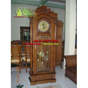almari jam hias selendang