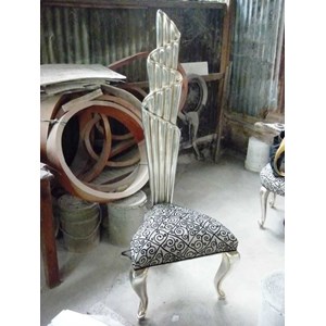 leaf dining chair