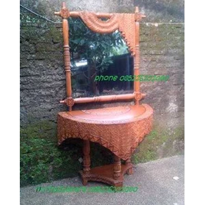 meja rias taplak