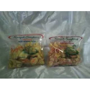 kripik singkong rasa pedas manis