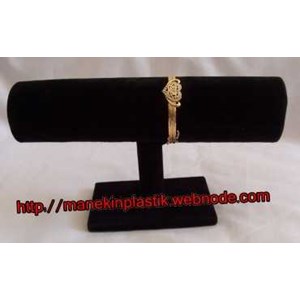 display gelang susun 1
