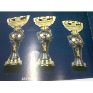aneka trophy futsal, jual trophy futsal, pesan trophy futsal, cari trophy futsal, buat trophy futsal, bikin trophy futsal, produksi trophy futsal