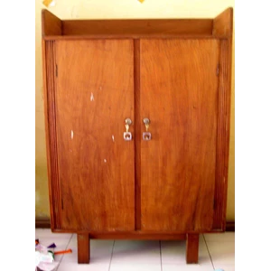 lemari antik