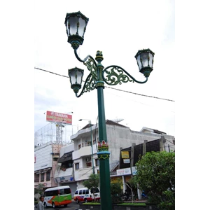 tiang lampu antik malioboro murah