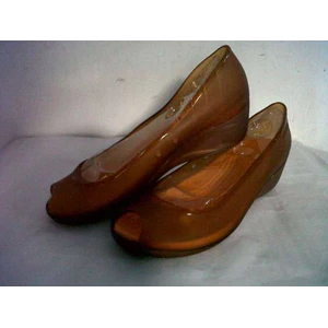 sepatu model crock
