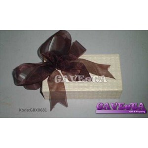 kotak kado bentuk korek api