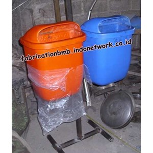 tempat sampah fiberglass | tempat sampah organik | tong sampah anorganik | tempat sampah fiber gantung | tong sampah fiber pakai tiang