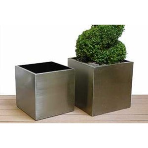 pot bunga stainless | pot stainless berlogo | pot stainless aneka ukuran | pot bunga dalam ruang | pot tanaman | pot untuk kantor | pot stainless kotak