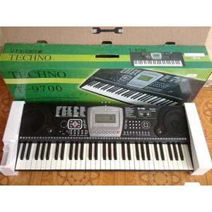 keyboard, piano, organ merk techno 9700