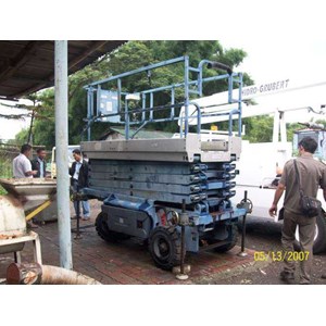 service scissor lift