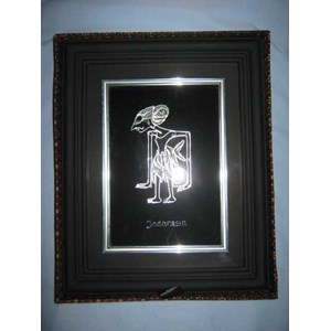pigura wayang perak
