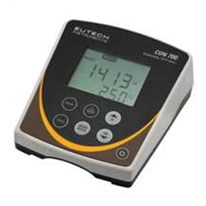 bench conductivity/ tds/ temperature meter model : con 700 no. eccon70043s
