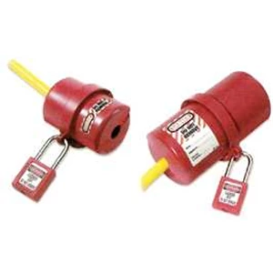 rotating electrical plug lockout