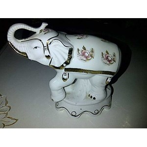 miniatur gajah antik ( keramik)