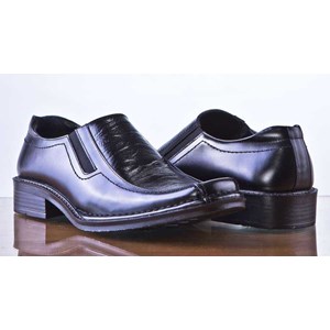 sapatu formal pria