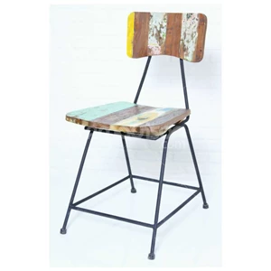 retro rustic chair with solid leg mad-002-mc-000036