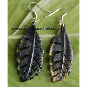 bali shell earring with silver / anting bali perak kerang hitam ukir daun