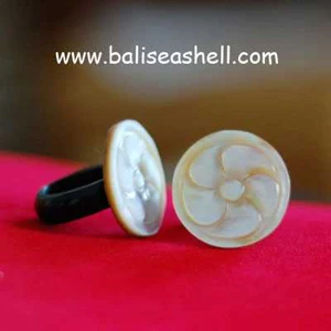 seashell jewelry crafts fashion art / perhiasan cincin kerang model kayu bunga