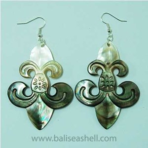 earring shell carving art / anting kerang ukir stainless