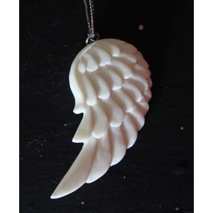 pendant wings