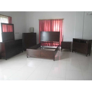 wooden furniture, bedroom set, occasional tables