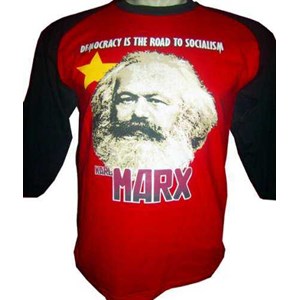 kaos tokoh karl marx: democracy is the road to socialism