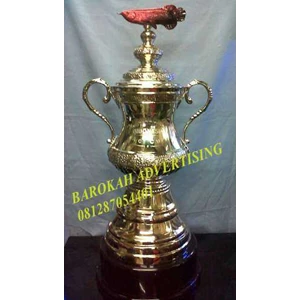 trophy plakat juara umum arowana club indonesia