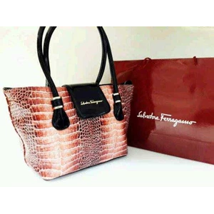 ferragamo - 2836 ( red)