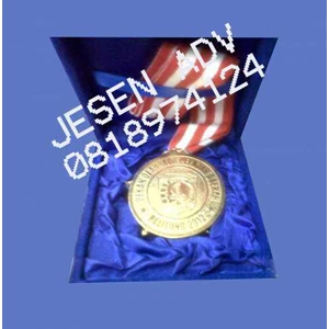 medali murah