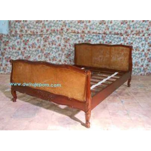jepara furniture mebel french rattan bed 001 nc style by cv.dwira jepara furniture indonesia.
