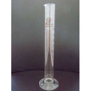 gelas / silinder ukur 100ml
