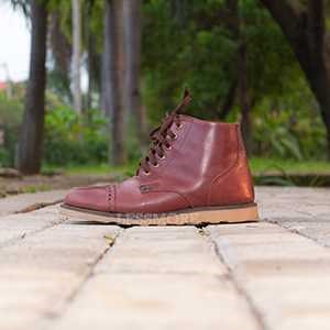 maroon vintage boots-1