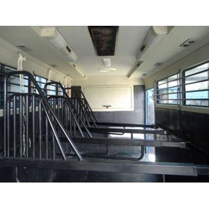 horse truck mobil kuda truk angkutan kuda transport karoseri trailer-2