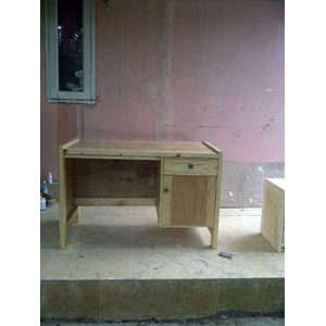 meja kerja kayu minimalis